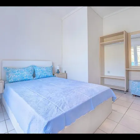 Esencia Suites Holiday home *