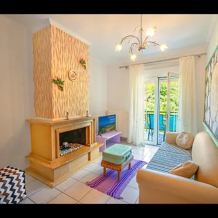Esencia Suites Holiday home Kallirakhi