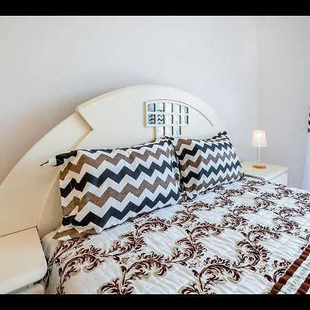 Esencia Suites Kallirakhi